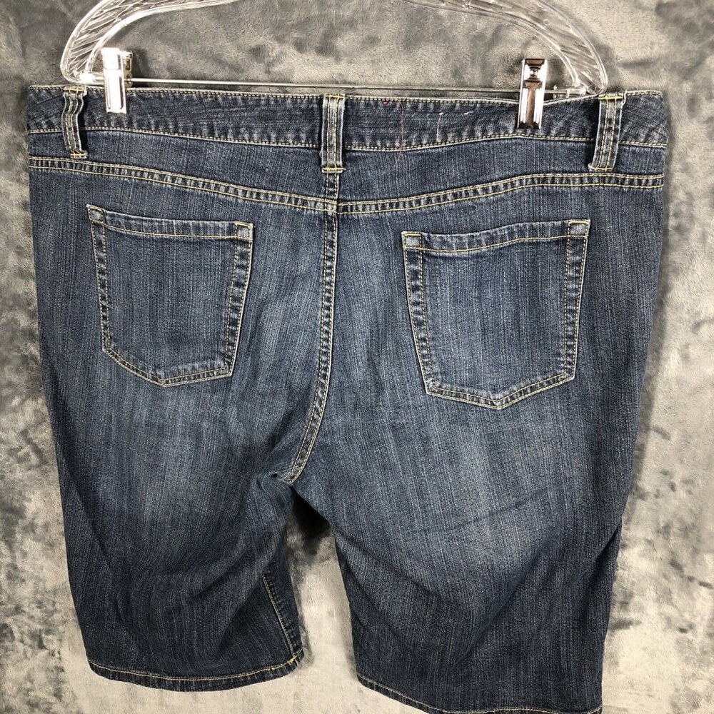 Mossimo Denim Bermuda Shorts Women’s Size Adult 17 Distressed Stretch Fit 6 - Picture 15 of 16